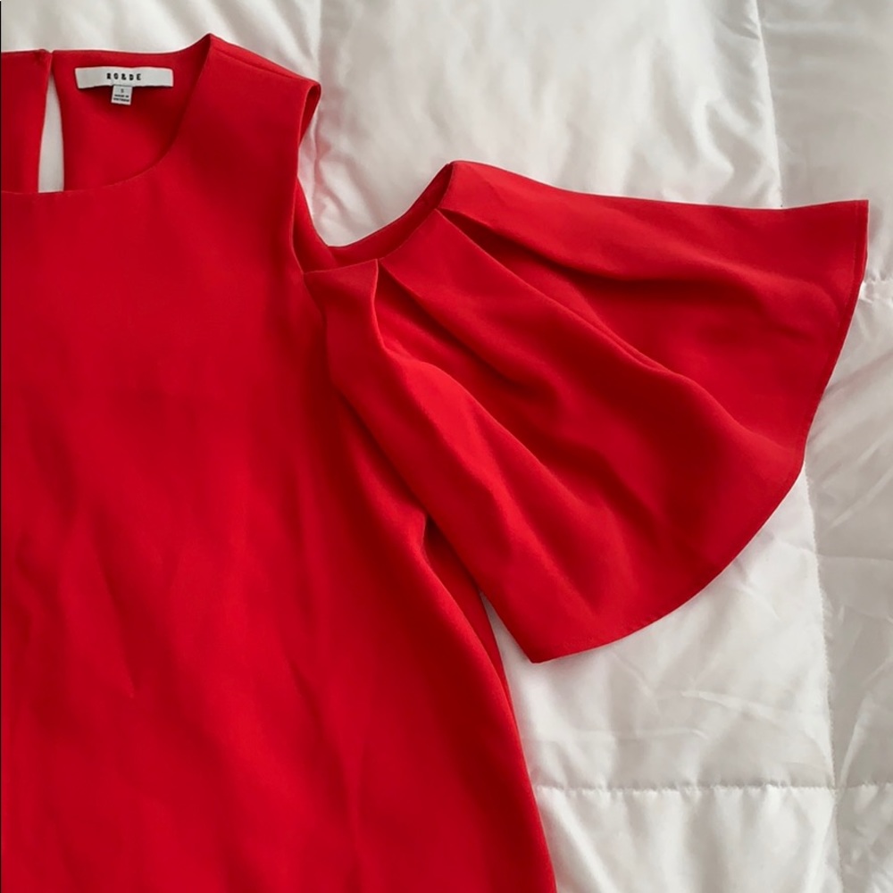Cold Shoulder Short Sleeved Top